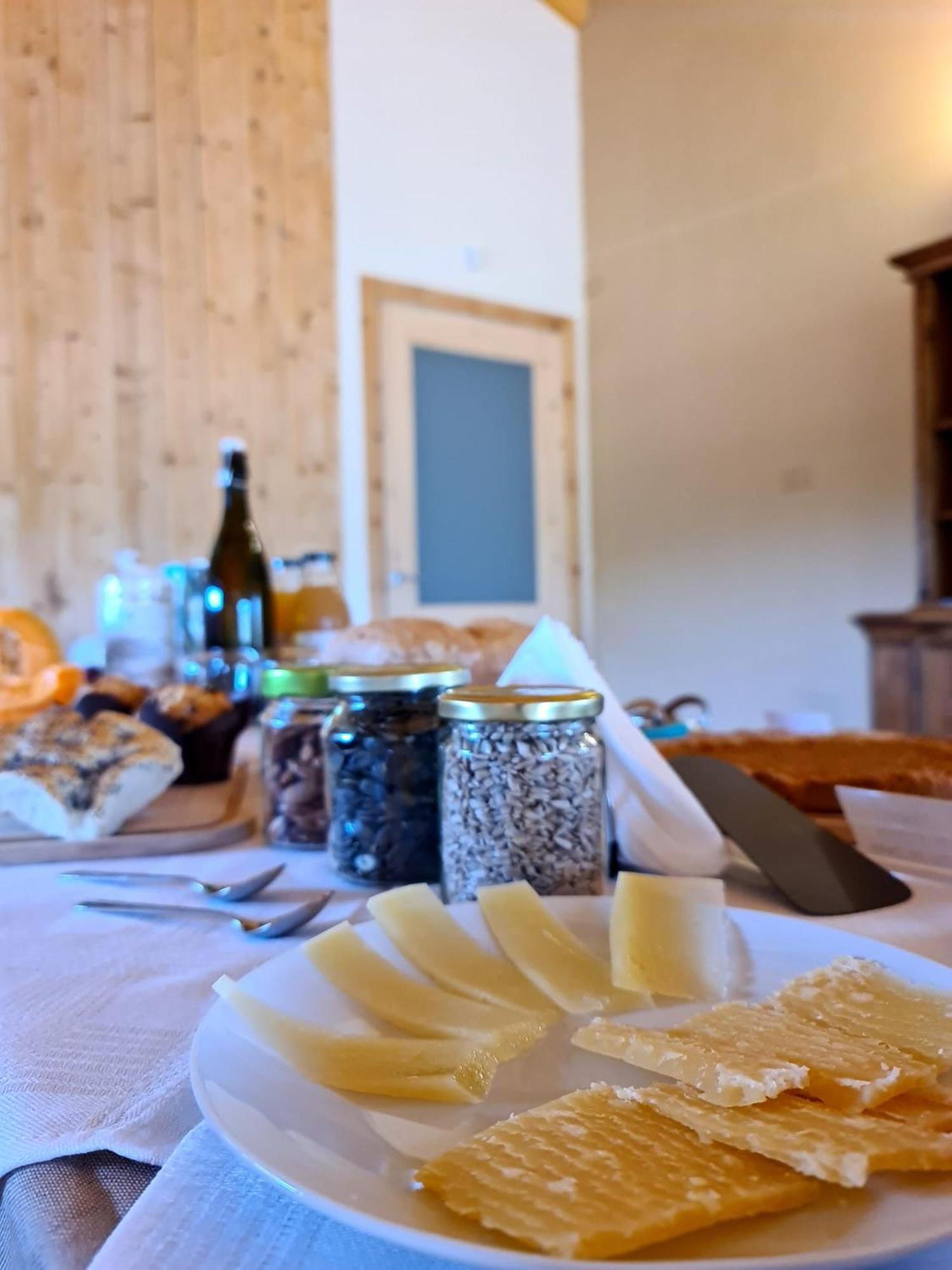 Agriturismo Corte Degli Ulivi Capoterra Luaran gambar