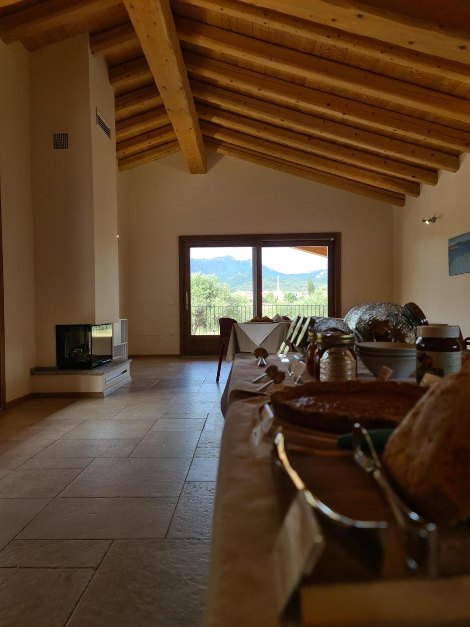 Agriturismo Corte Degli Ulivi Capoterra Luaran gambar
