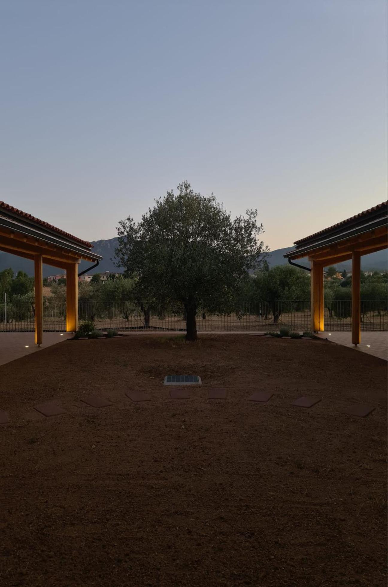 Agriturismo Corte Degli Ulivi Capoterra Luaran gambar